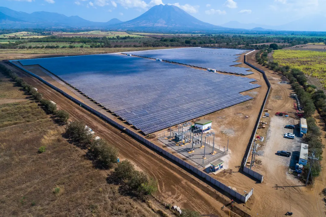 Instalaciones fotovoltaicas de Jiquilisco desarrolladas por Isotrón 