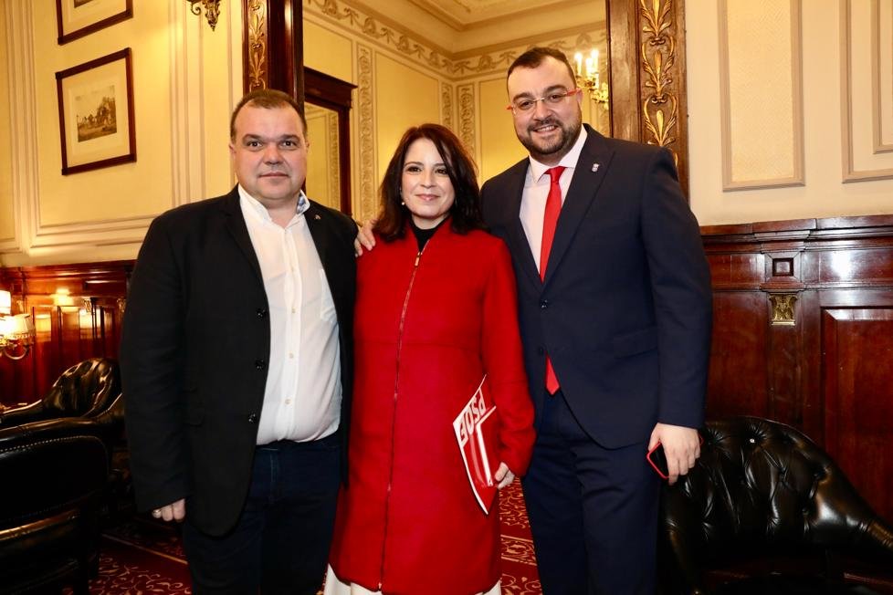 José Luis Alperi Jove, Adriana Lastra y Adrián Barbón | PSOE