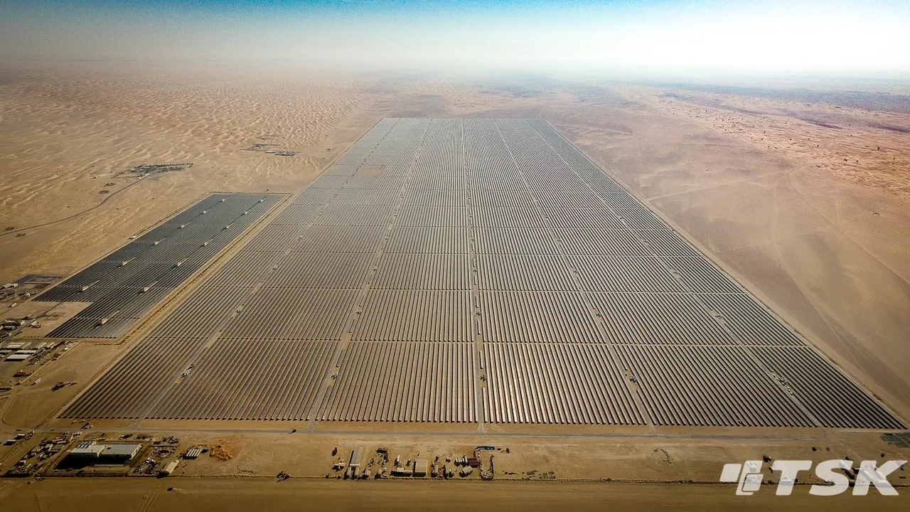 Mohammed bin Rashid Al Maktoum Solar Park Dubái (EAU) | TSK