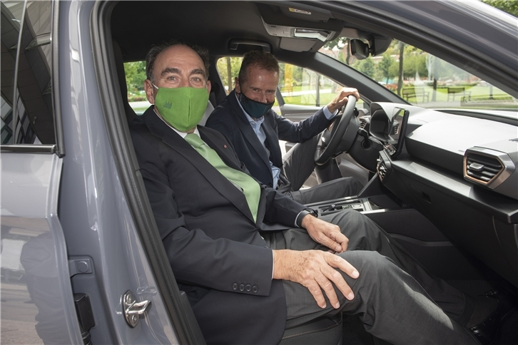 El presidente del grupo Iberdrola, Ignacio Galán, junto al CEO del Grupo Volkswagen y presidente del Consejo de Administración de SEAT, Dr. Herbert Diess | Iberdrola