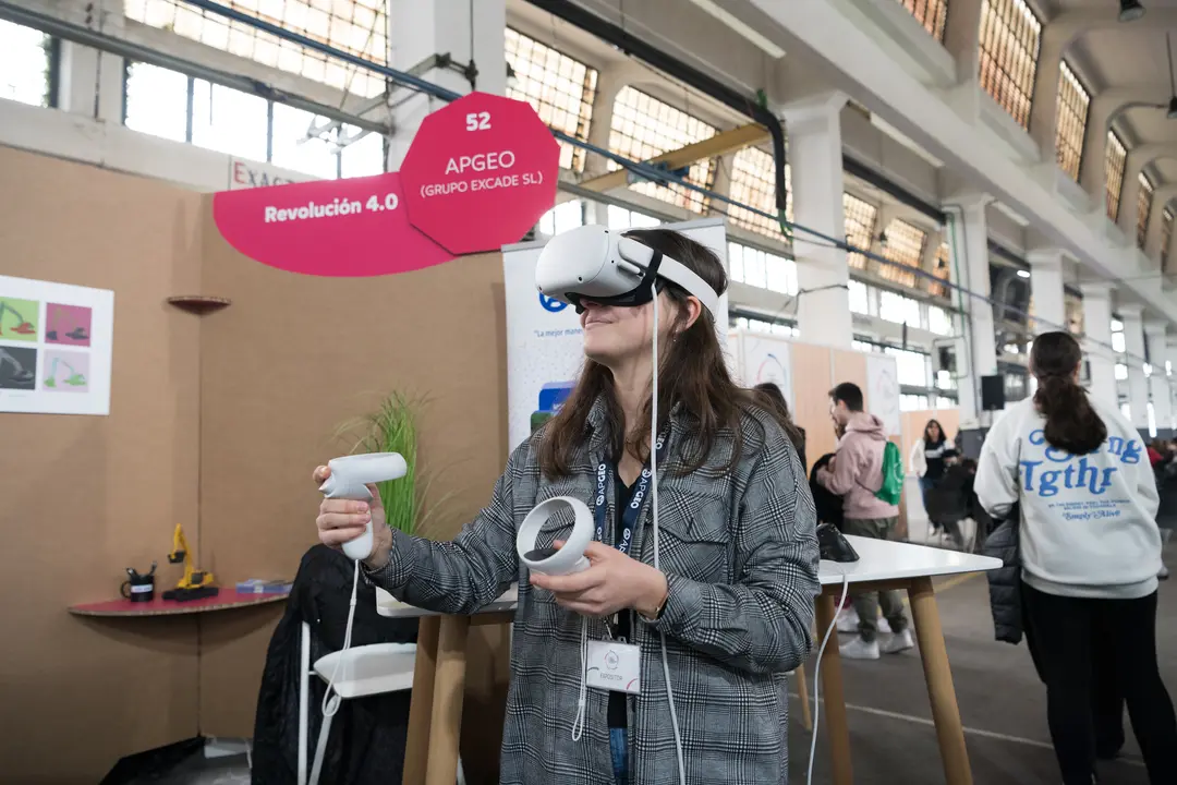 La II Feria de la Ciencia y la Innovación en Asturias acogió a más de 1800 jóvenes en la mañana del pasado viernes / Marta Martín