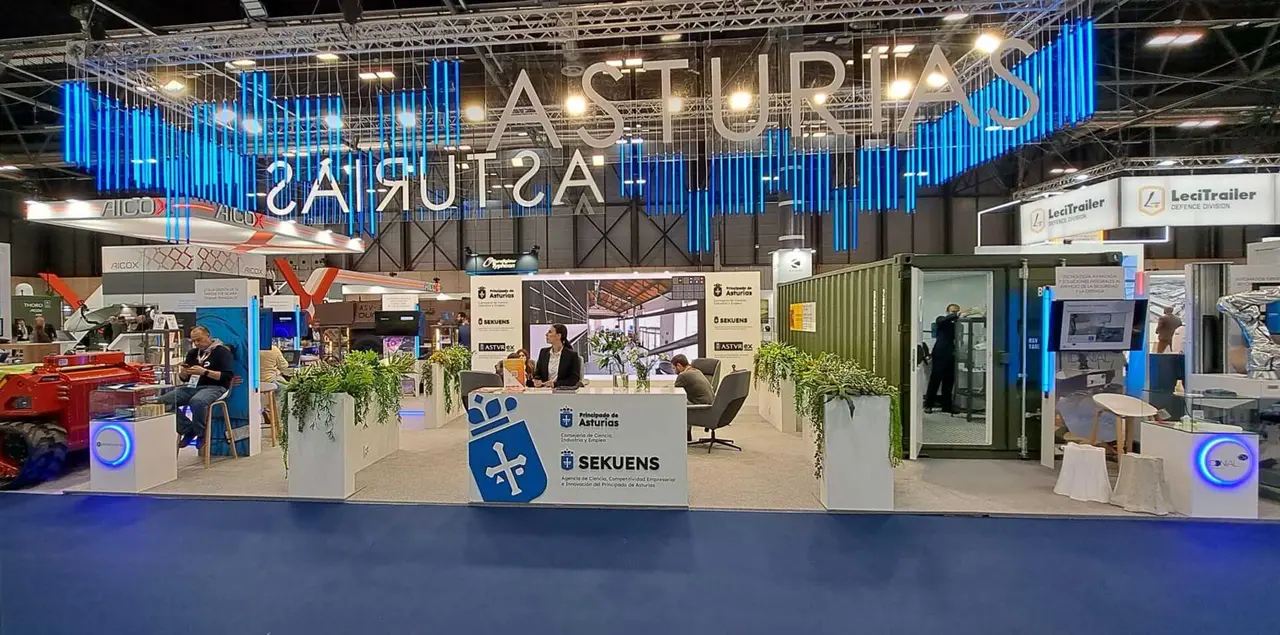 El stand asturiano en Feindef.
