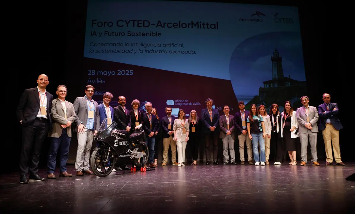 ArcelorMittal congrega a 300 expertos para asentar las bases de la nueva era industrial / Foto cedida