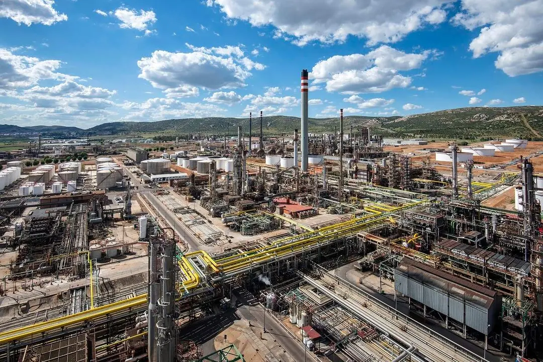 Repsol arranca la producci&oacute;n a gran escala de combustibles 100% renovables en Puertollano y consolida su liderazgo en descarbonizaci&oacute;n del transporte / Cedida