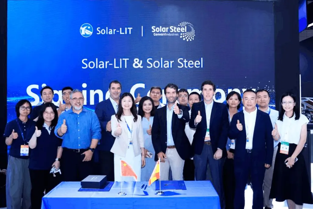 Gonvarri Solar Steel se al&iacute;a con Solar-LIT para integrar robots de limpieza en sus seguidores solares desde la fase de dise&ntilde;o
