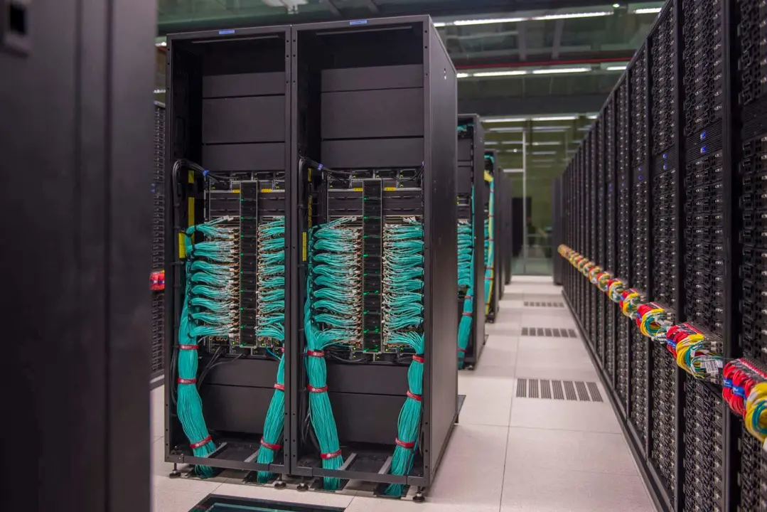 2017_bsc_redes_y_computo_superordenador_marenostrum_4_barcelona_supercomputing_center_001