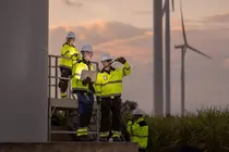 Faltan t&eacute;cnicos para poner en marcha la energ&iacute;a limpia y Espa&ntilde;a no sabe cu&aacute;ntos necesita