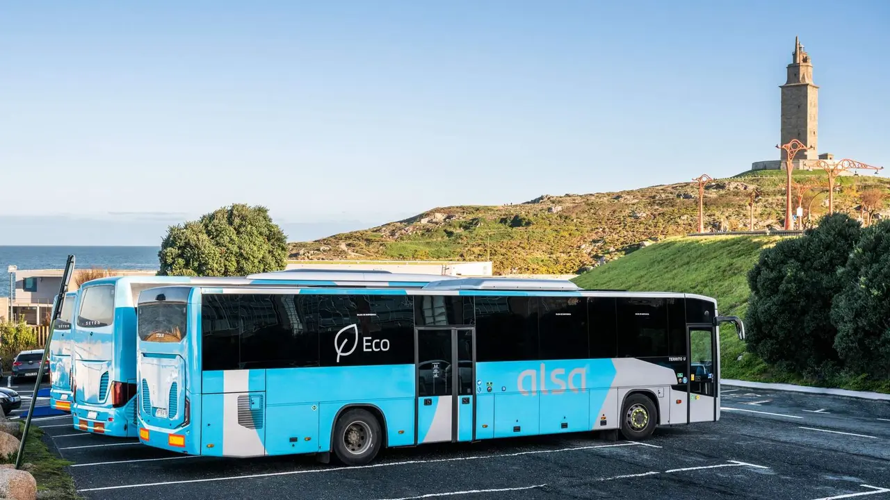 ALSA descarboniza su flota por tres v&iacute;as a la vez: el&eacute;ctrico, hidr&oacute;geno y biocombustibles en rutas de largo recorrido / Cedida