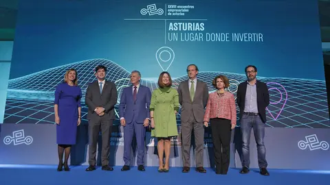 Eva Pando, Borja Sánchez, Belarmino Feito, Angela Santianes, Ignacio de Colmenares, Elisa García y Jorge Barrero