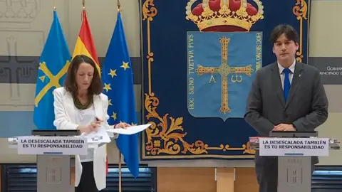 Melania Álvarez, portavoz y consejera de Derechos Sociales, y Borja Sánchez, consejero de Ciencia