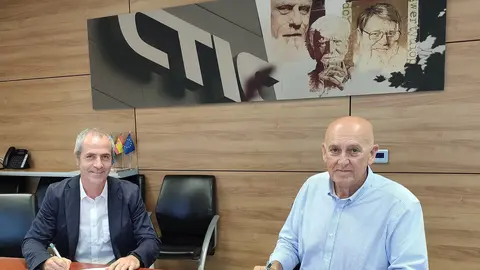 Patricio Arias, presidente del Cluster TIC Asturias y Pablo Priesca, Director General de CTIC Centro Tecnológico.  