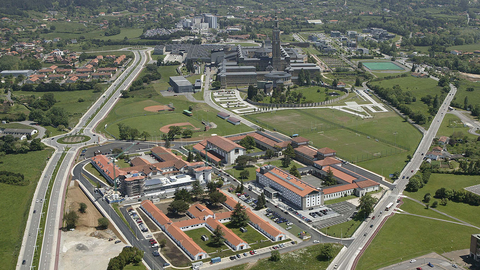 Vista aérea de la sede de Izertis en el Parque Tecnológico de Gijón