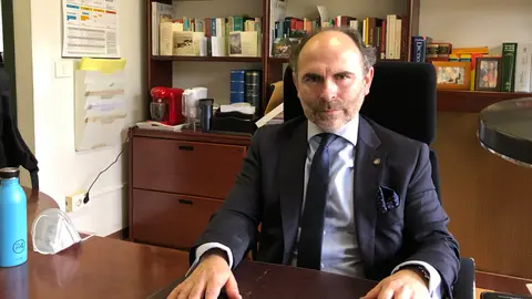 Ignacio Villaverde, candidato a rector de la Universidad de Oviedo