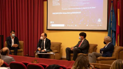 Juan Carlos Campo, Ignacio Villaverde, Borja Sánchez y Antonio Bahamonde, Director del Centro de Inteligencia Artificial de la Universidad de Oviedo / Marta Martín Heres