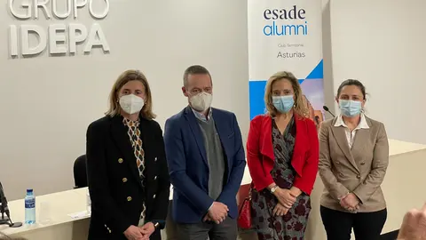 Eva Pando, Adriano Mones, Belarmina Díaz y María Calvo