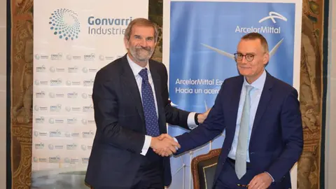 Jon Riberas, presidente ejecutivo de Gonvarri Industries, e Yves Koeberlé, CEO ArcelorMittal Europe 