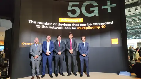 En la imagen, de izquierda a derecha, Iván Aitor Lucas, director general de Innovación; Íñigo Polo, director general de Administración Pública de Orange; Borja Sánchez, consejero de Ciencia; Joaquín Colino, director general de B2B de Orange; y Javier Fernández, director general de Seguridad y Estrategia Digital.