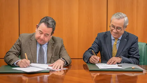 Acuerdo entre FEMETAL y Caja Rural de Asturias