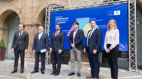 Premiados y autoridades en los Premios Empresariales del Principado de Asturias 2022