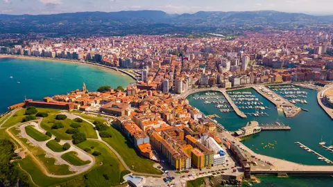 Incentivos empresariales que contribuyen a la innovación y fomentan la cooperación en Gijón.