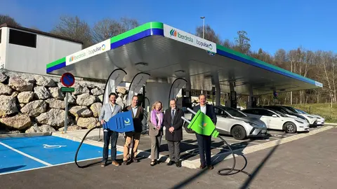 Iberdrola | bp pulse inaugura su primer hub de recarga ultrarrápida en Asturias / Cedida