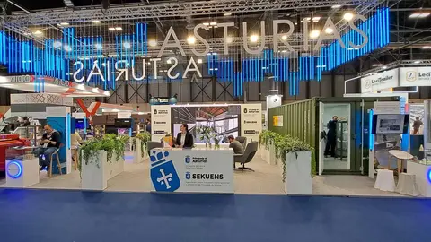 El stand asturiano en Feindef.