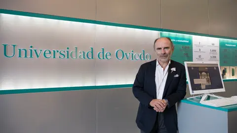 Ignacio Villaverde, rector de la Universidad de Oviedo / Fotos de Marta Martín