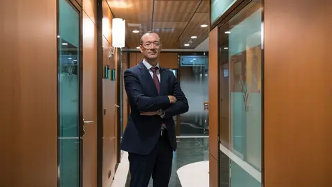 Miguel &Aacute;ngel Traverso, director de Empresas en Caja Rural de Asturias / Marta Mart&iacute;n