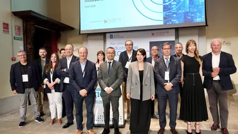 El sector TIC de Galicia factura 4.000 millones pero el 67% de sus empresas solo programa: el plan para cambiar eso / Cedida
