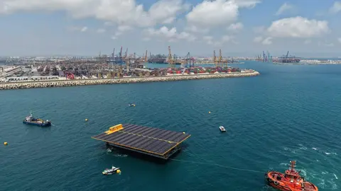 Espa&ntilde;a estrena la fotovoltaica flotante en mar abierto con una plataforma de tecnolog&iacute;a propia / Cedida