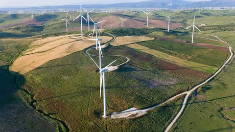 Vista a&eacute;rea de aerogeneradores en la provincia de Huelva, Espa&ntilde;a.