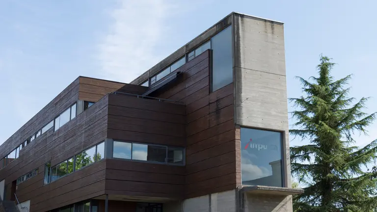 Edificio Gij&oacute;n Impulsa en el Parque tecnol&oacute;gico de Gij&oacute;n