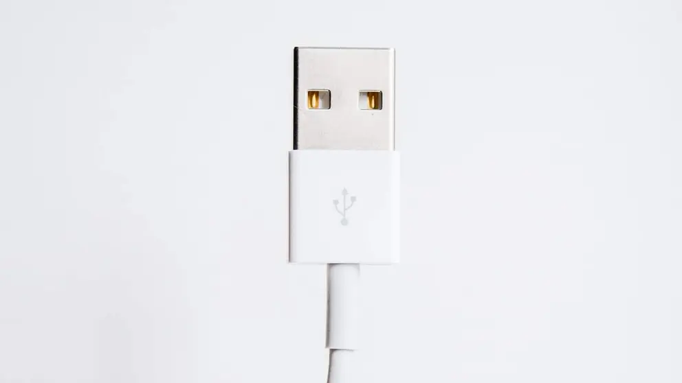 adam-birkett-6cXZnFCd2KQ-unsplash
