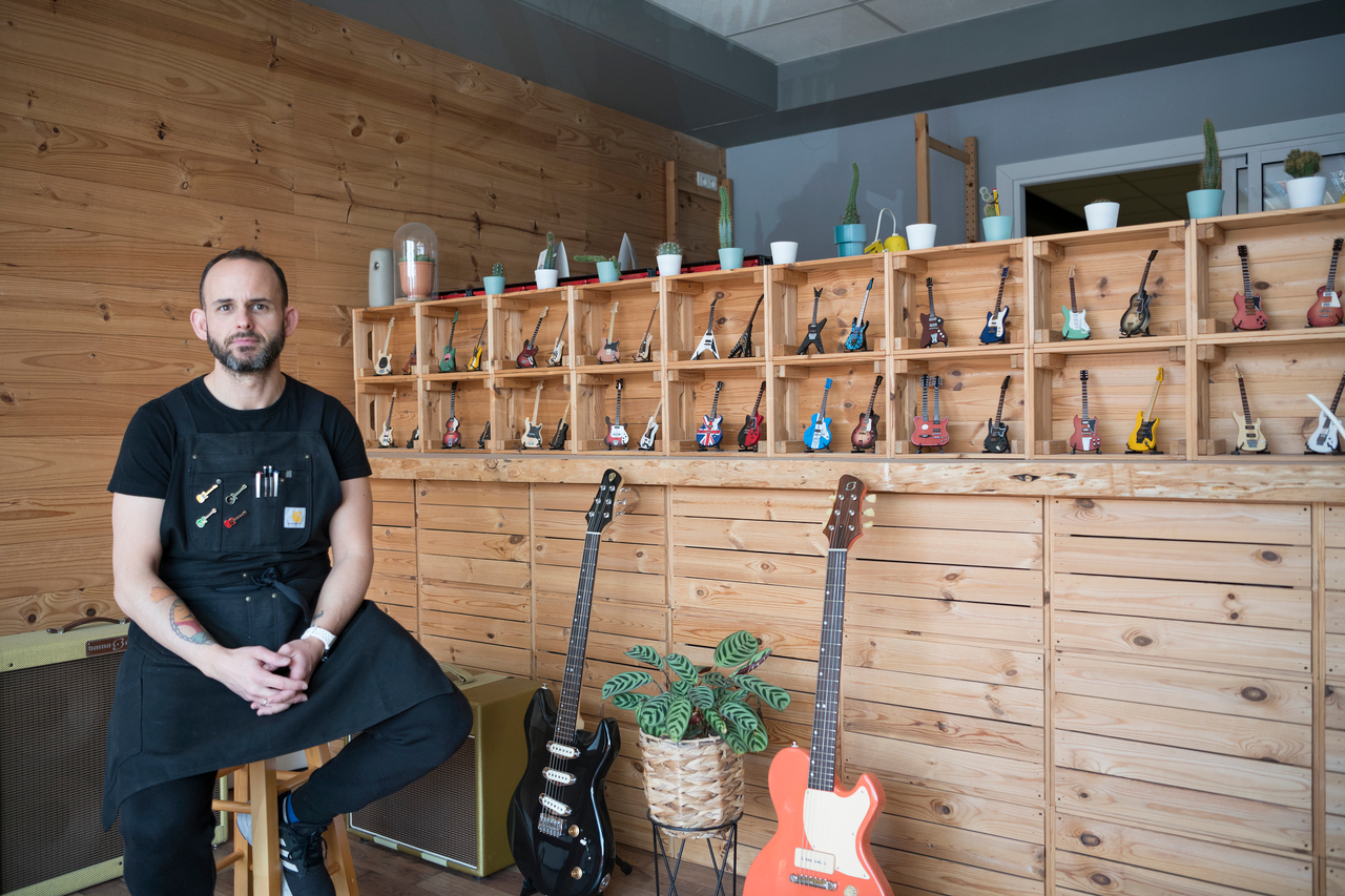Alejandro Barna, fundador de Barna Guitars