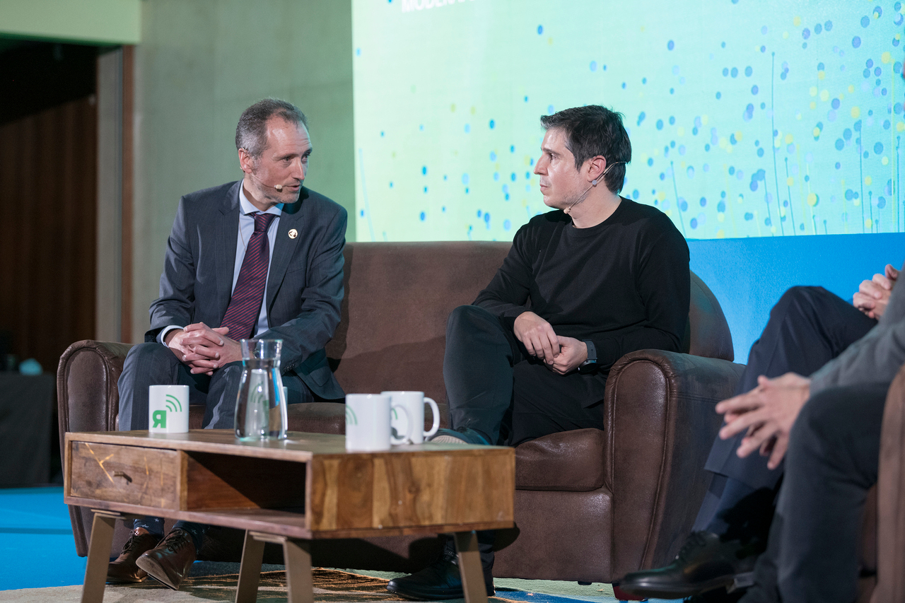 Miguel Huelga, arquitecto en Sukunfuku, junto a David González / Marta Martín